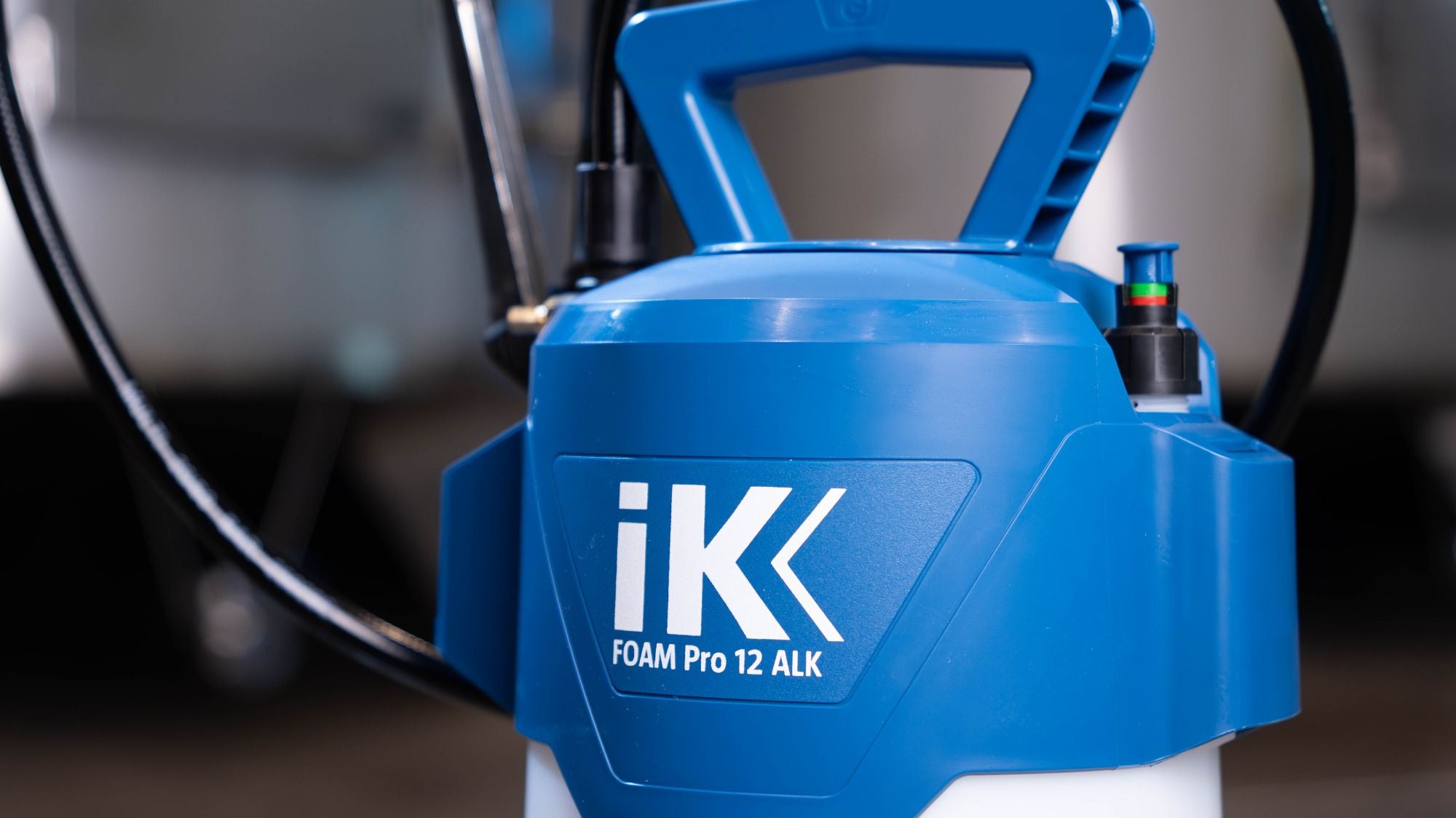 IK FOAM Pro 12 ALK – Professional foam sprayer for alkaline products-thumbmail-3