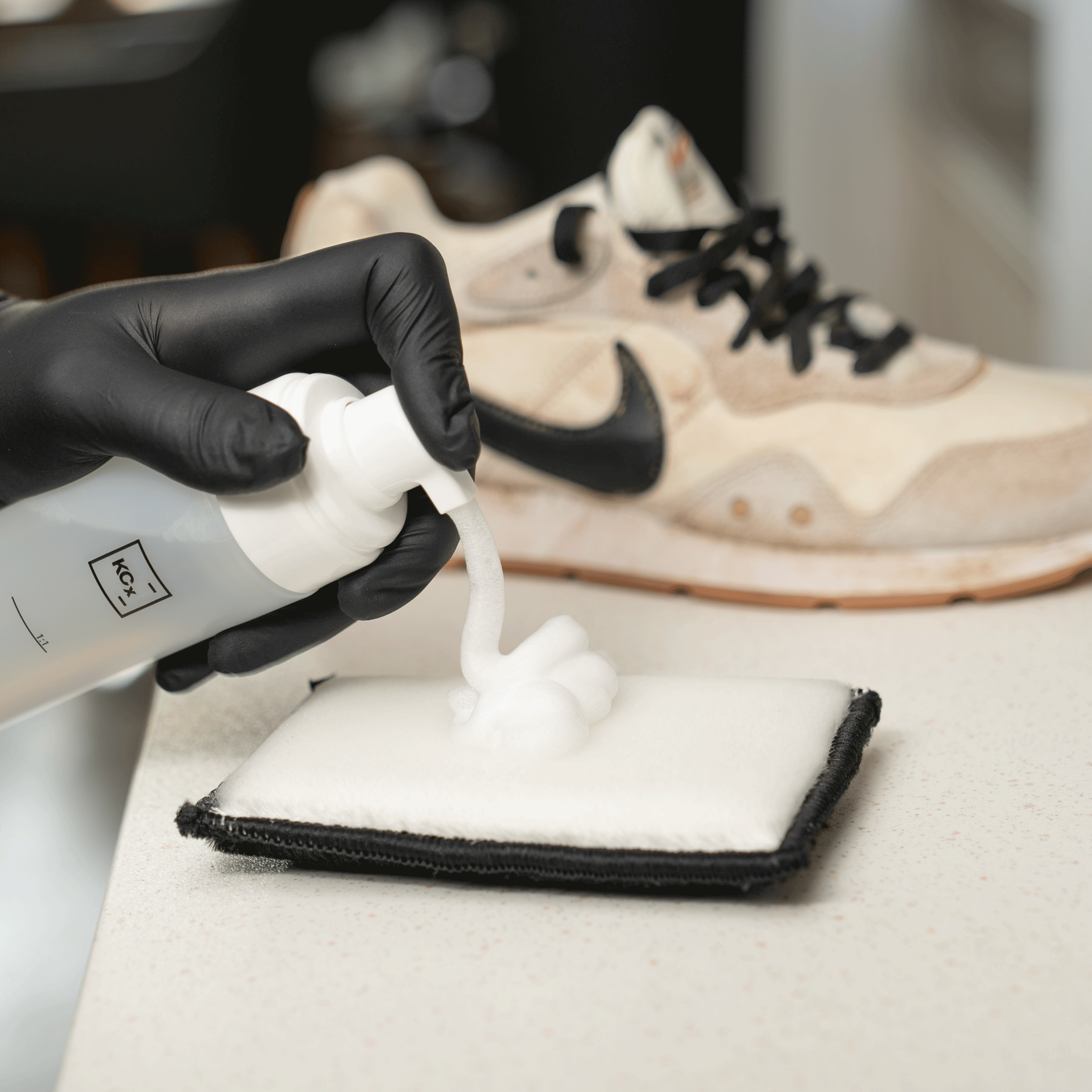 COLOURLOCK Sneaker Cleaner Set-thumbmail-3